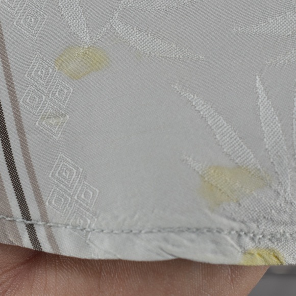 Luxurious Tommy Bahama Silk Casual Dress Shirt - Picture 9 of 12